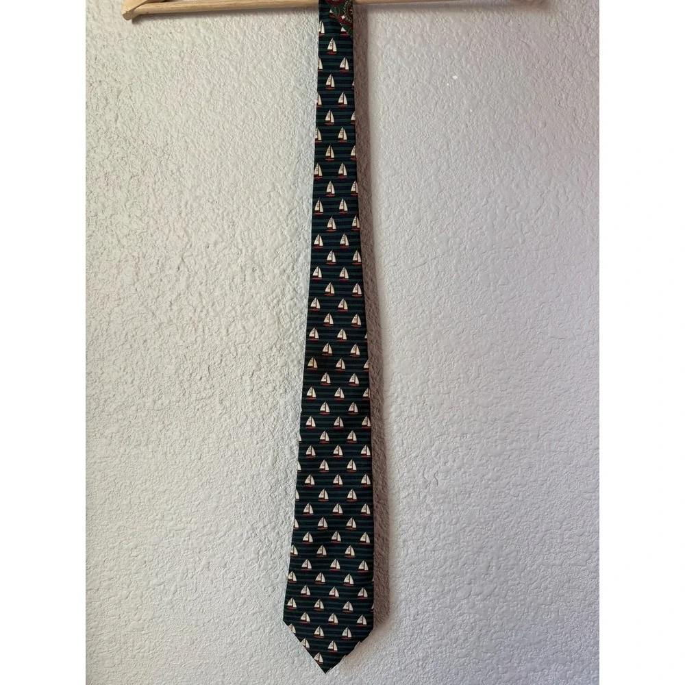 Vintage 90's Tommy Hilfiger Mens Necktie Nautical Sailboat Pattern Green‎ Blue